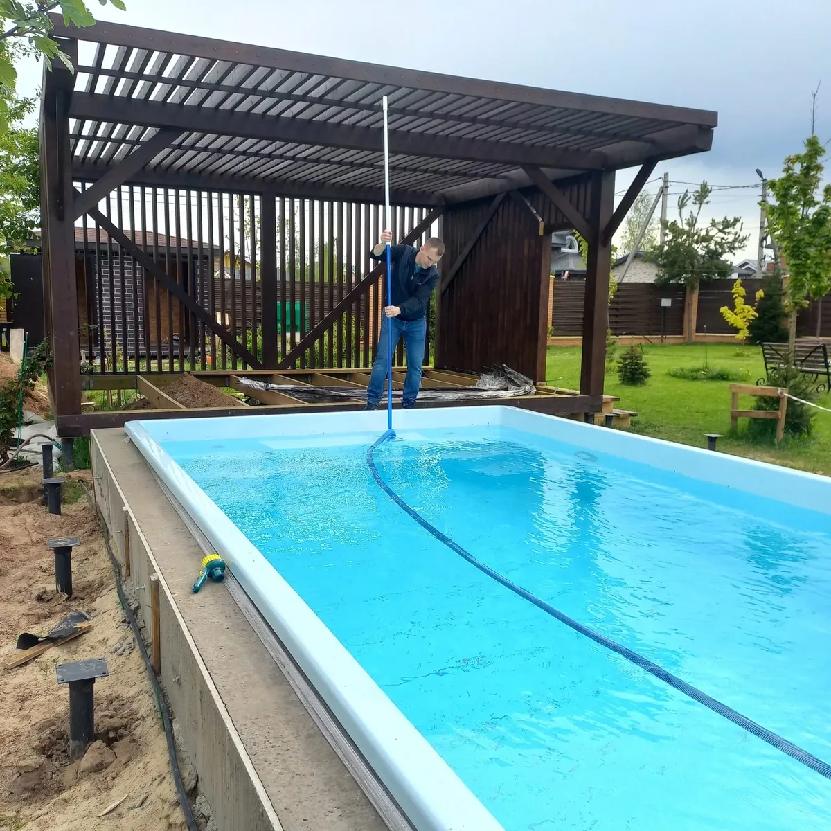 Копинговый бордюрный камень для бассейна Laguna в Екатеринбурге